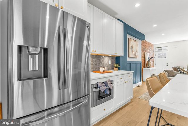 2211 E GORDON ST, Philadelphia, PA 19125