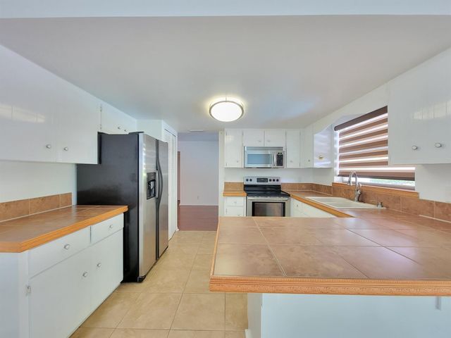 1084 SE St Lucie Boulevard, Stuart, FL 34996