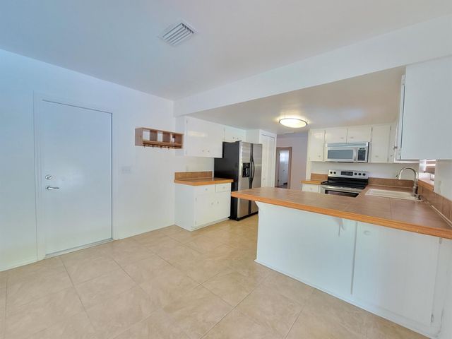 1084 SE St Lucie Boulevard, Stuart, FL 34996