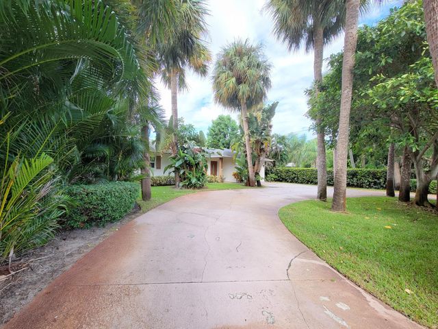 1084 SE St Lucie Boulevard, Stuart, FL 34996