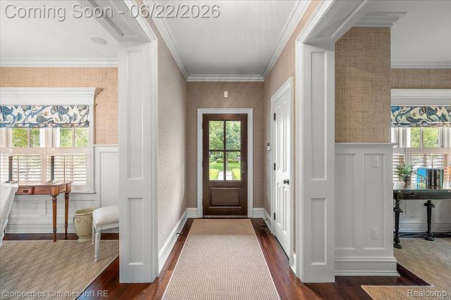 469 Bonnie Brier Street, Birmingham, MI 48009
