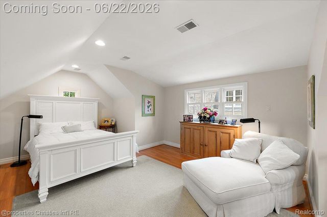 469 Bonnie Brier Street, Birmingham, MI 48009