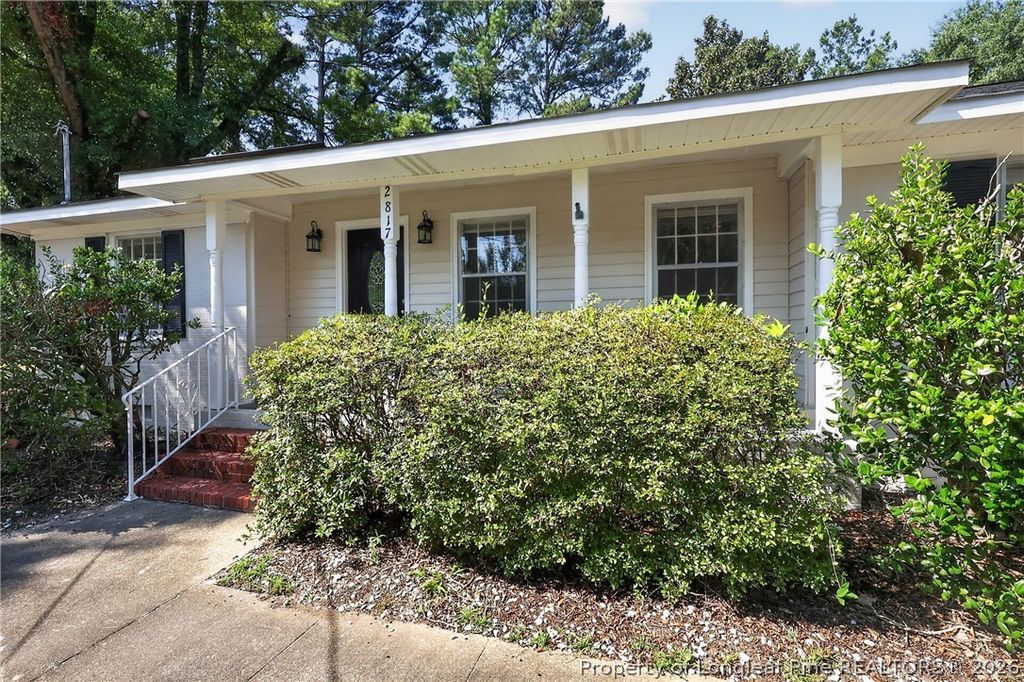 2817 Trentwood Court, Fayetteville, NC 28304 — exterior
