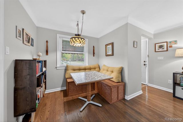 102 Jeffrey Avenue, Royal Oak, MI 48073