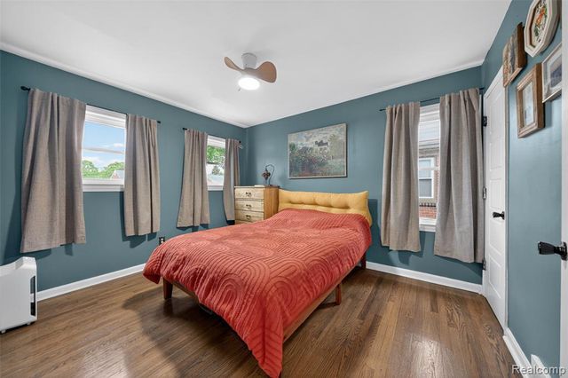 102 Jeffrey Avenue, Royal Oak, MI 48073