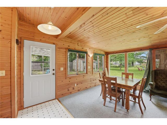 925 Roosevelt Street, River Falls, WI 54022