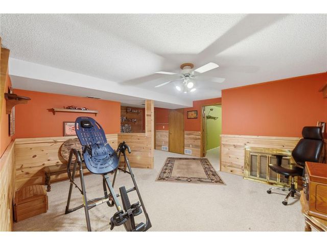 925 Roosevelt Street, River Falls, WI 54022