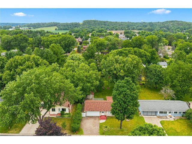 925 Roosevelt Street, River Falls, WI 54022