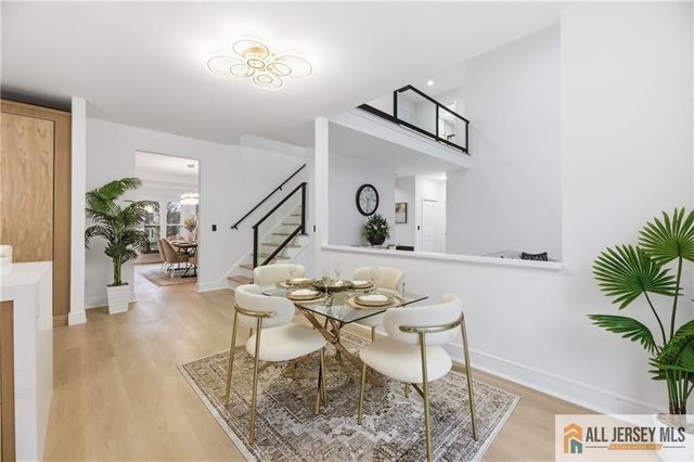 5 Hackett Drive, Edison, NJ 08820