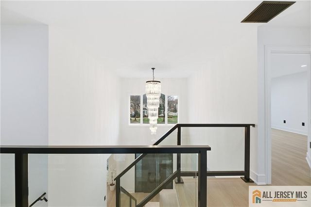 5 Hackett Drive, Edison, NJ 08820