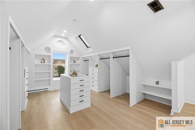 5 Hackett Drive, Edison, NJ 08820