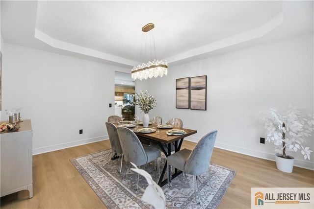 5 Hackett Drive, Edison, NJ 08820