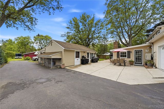 5241 William Street, Lancaster, NY 14086