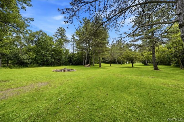 5241 William Street, Lancaster, NY 14086