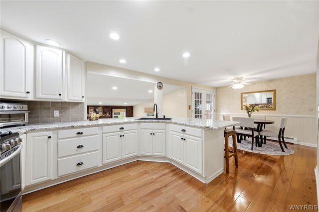 5241 William Street, Lancaster, NY 14086