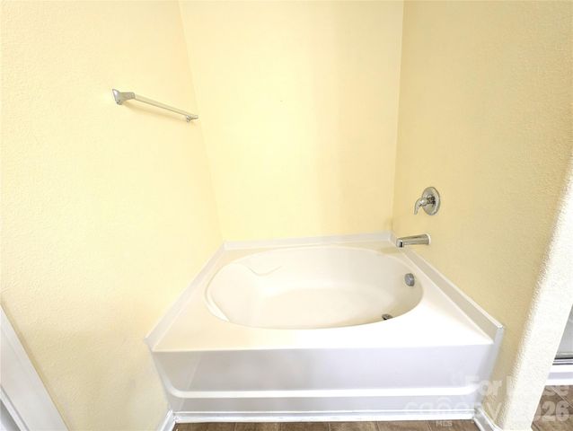 9223 Avery Meadows Drive, Charlotte, NC 28216