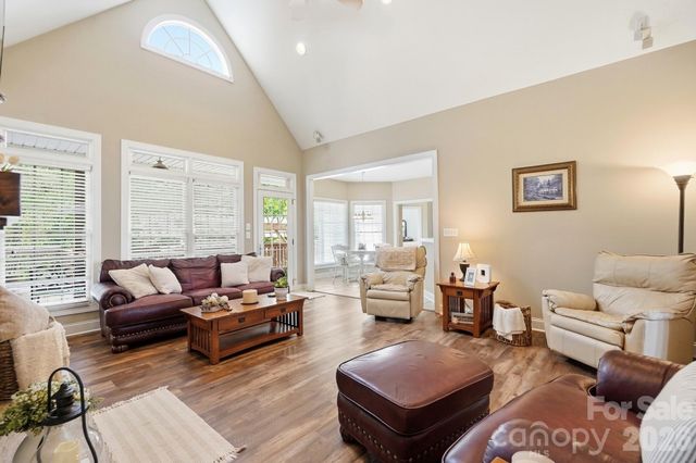 5881 Highway 557 Highway, Lake Wylie, SC 29710