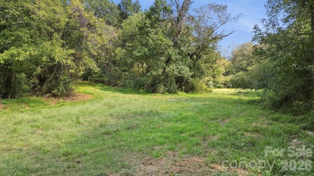5881 Highway 557 Highway, Lake Wylie, SC 29710