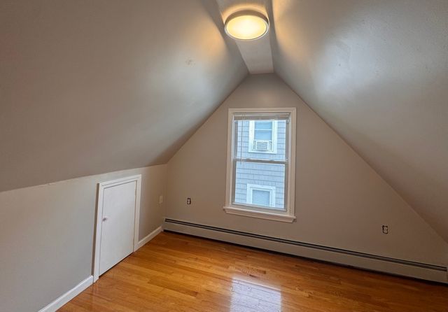 17 Farragut Avenue 2, Somerville, MA 02144