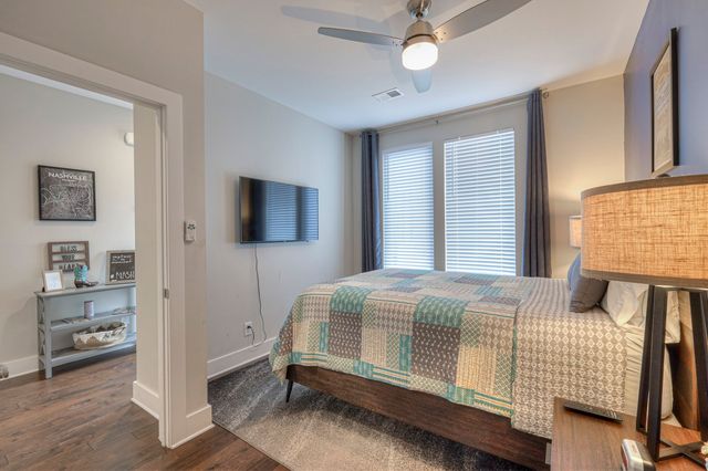 64 Fern Ave Unit 5, Nashville, TN 37207