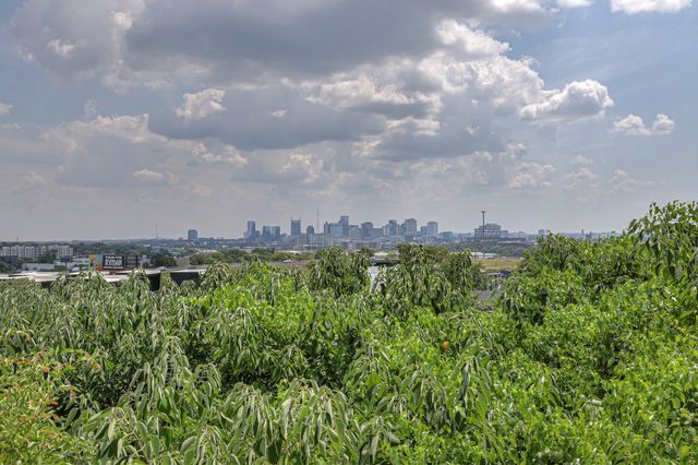 64 Fern Ave Unit 5, Nashville, TN 37207