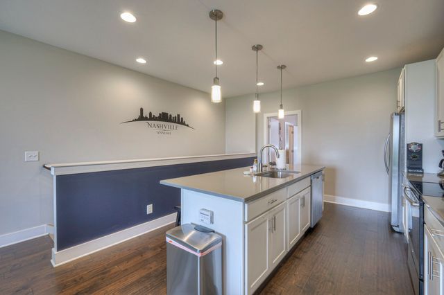 64 Fern Ave Unit 5, Nashville, TN 37207