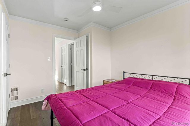 115 Biddle Avenue, Wyandotte, MI 48192