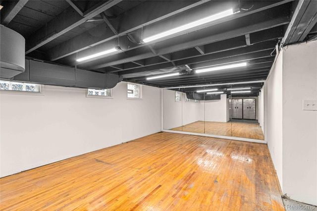 115 Biddle Avenue, Wyandotte, MI 48192