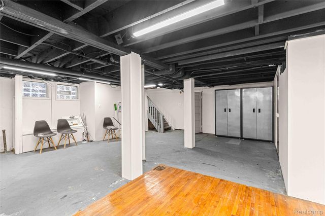 115 Biddle Avenue, Wyandotte, MI 48192