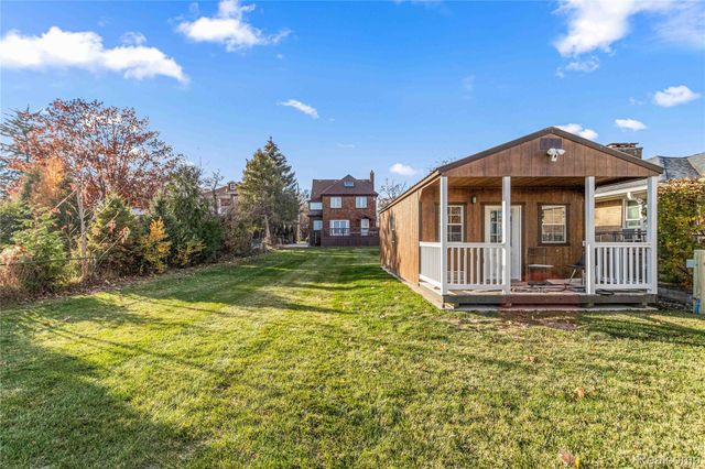 115 Biddle Avenue, Wyandotte, MI 48192