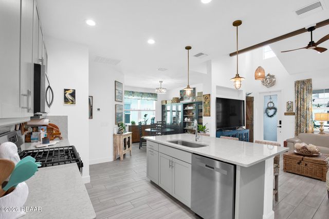 334 Gypsy Palace Lane, Daytona Beach, FL 32124