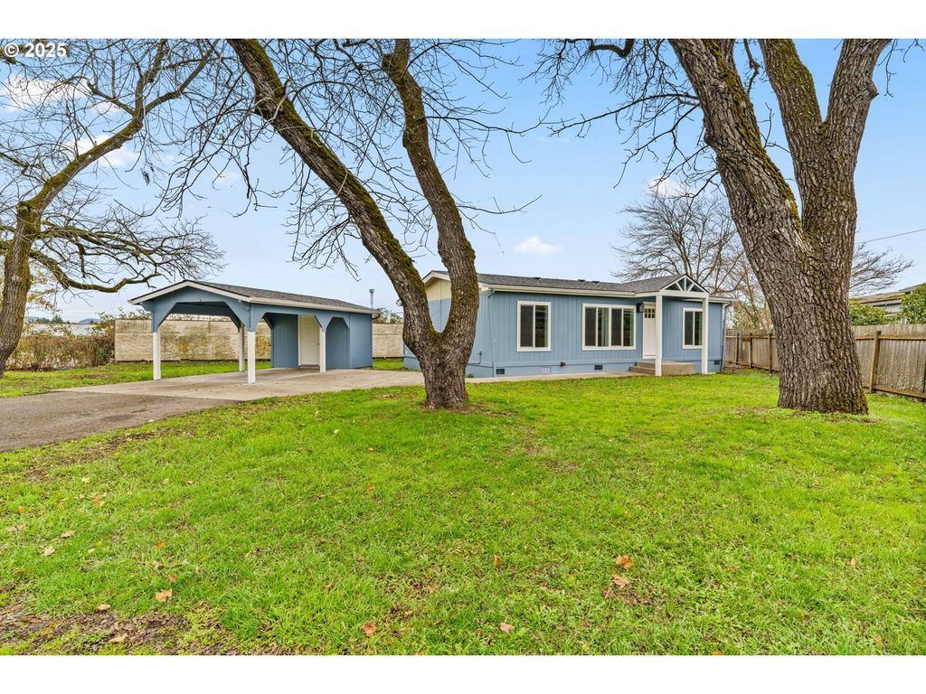 1202 N PARK Ave, Eugene, OR 97404