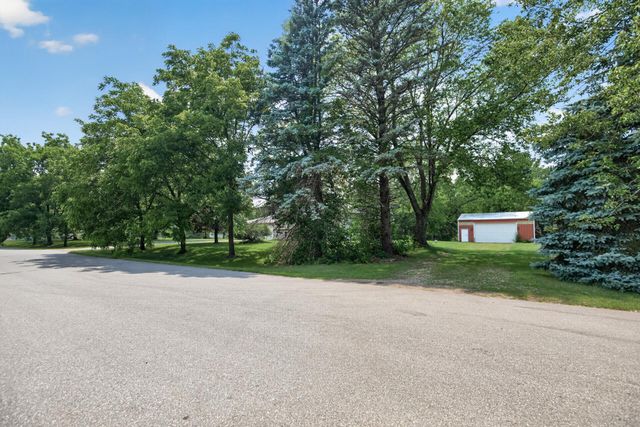 15730 Ferret Street NW, Anoka, MN 55303