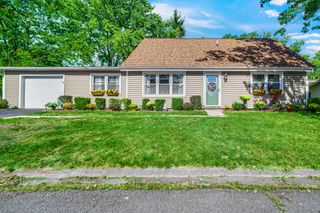 375 Sassafras Drive, Valparaiso, IN 46385