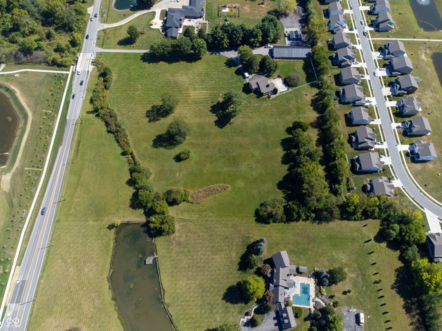 7301 E Edgewood Avenue, Indianapolis, IN 46239