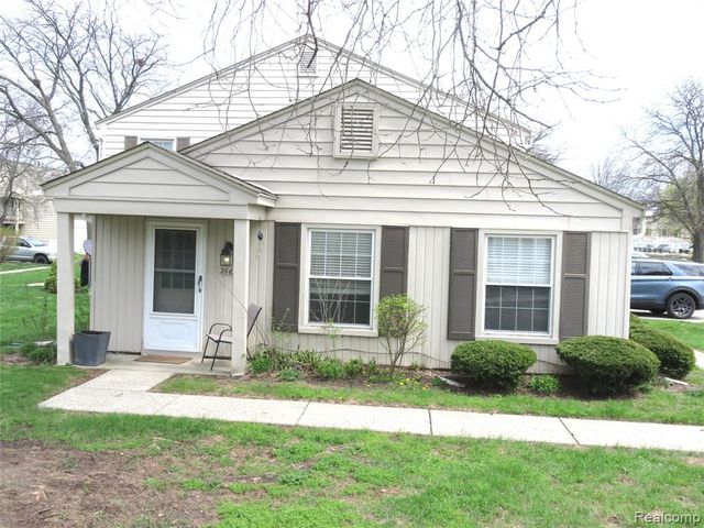 2662 Wildwood Court, Lake Orion, MI 48360