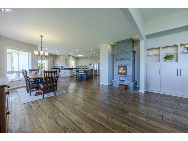 33685 VAN DUYN Rd, Eugene, OR 97408