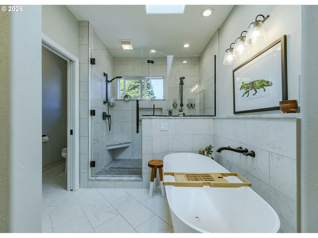 33685 VAN DUYN Rd, Eugene, OR 97408