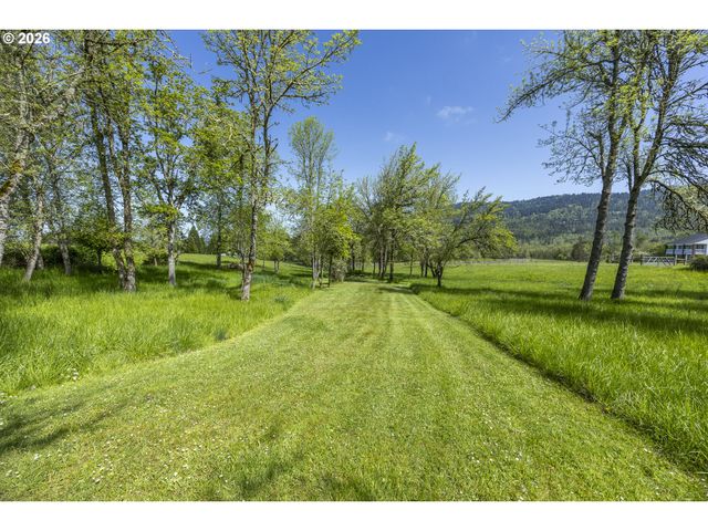 33685 VAN DUYN Rd, Eugene, OR 97408