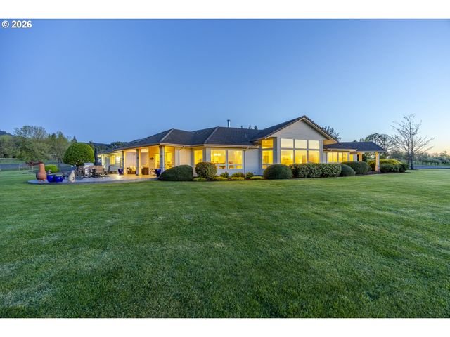33685 VAN DUYN Rd, Eugene, OR 97408