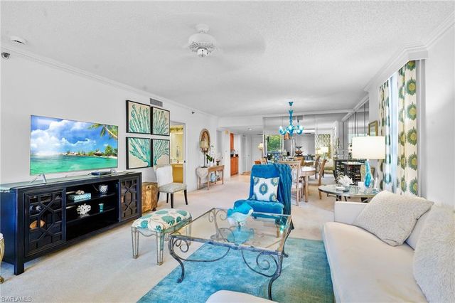 3100 Gulf Shore BLVD N 104, Naples, FL 34103