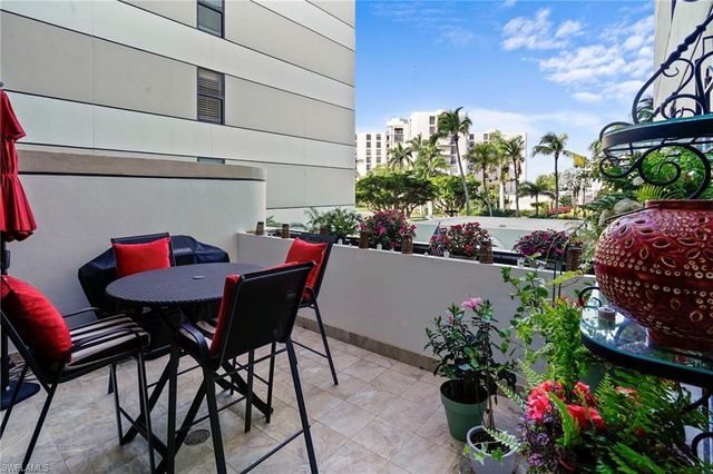 3100 Gulf Shore BLVD N 104, Naples, FL 34103