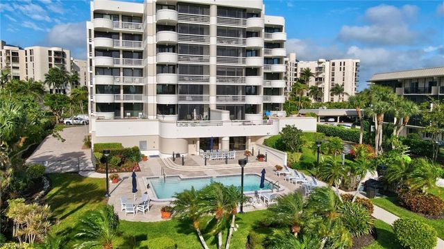 3100 Gulf Shore BLVD N 104, Naples, FL 34103