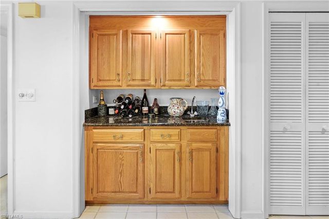 3100 Gulf Shore BLVD N 104, Naples, FL 34103