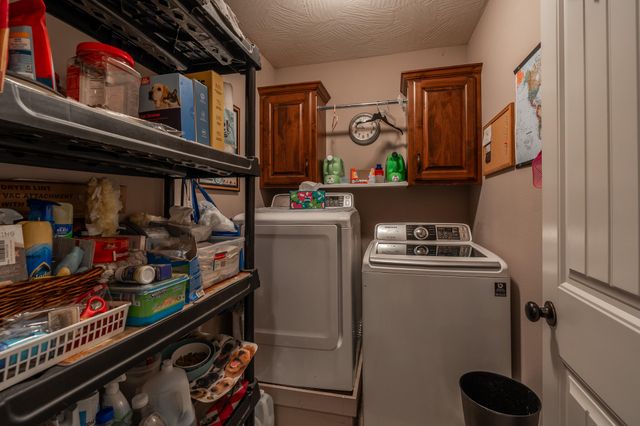 1905 W Springdale Street, Springfield, MO 65803