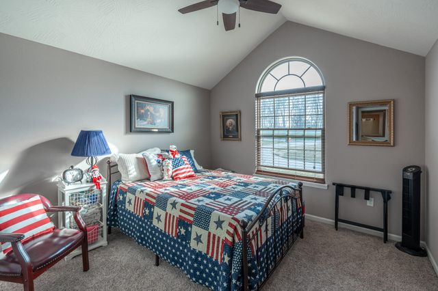 1905 W Springdale Street, Springfield, MO 65803