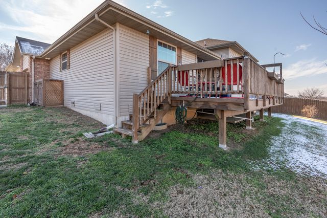 1905 W Springdale Street, Springfield, MO 65803