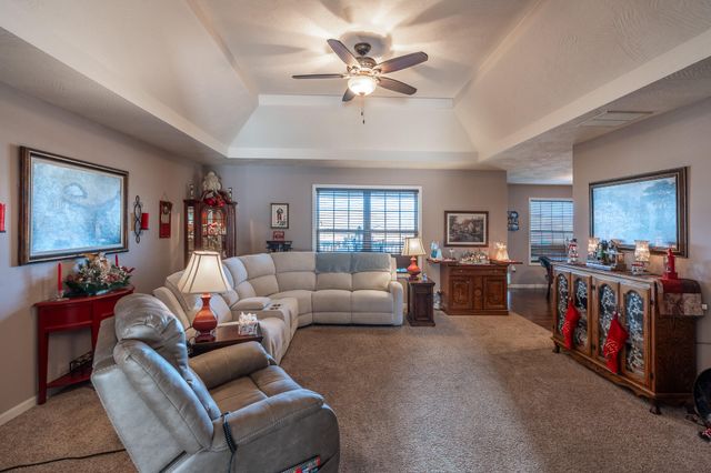 1905 W Springdale Street, Springfield, MO 65803