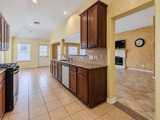 12906 Brook Arbor Court, Pearland, TX 77584