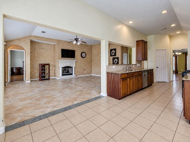 12906 Brook Arbor Court, Pearland, TX 77584
